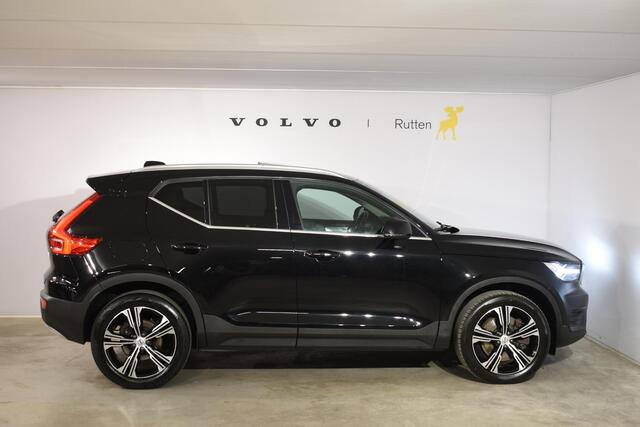 Volvo XC40 T4 211PK Automaat Recharge Inscription Expression / Navigatie / Cruisecontrol / Panoramadak / Stoelverwarming / Stuurverwarming / Elektrische Achterklep / Trekhaak /
