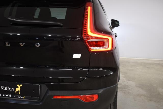 Volvo XC40 T4 211PK Automaat Recharge Inscription Expression / Navigatie / Cruisecontrol / Panoramadak / Stoelverwarming / Stuurverwarming / Elektrische Achterklep / Trekhaak /