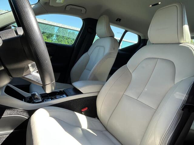 Volvo XC40 2.0 T4 Inscription Lederen bekleding, Verwarmde stoelen voor, cruise control, Climate control, Apple Car Play, Volledig dealeronderhouden