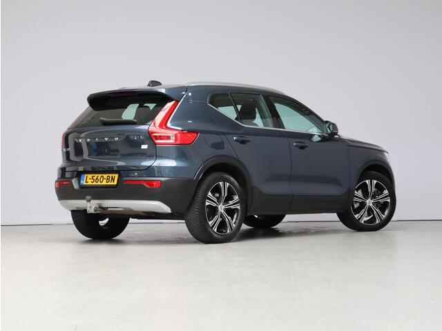 Volvo XC40 T4 Recharge Inscription Expression / Trekhaak / Stoel+stuurwielverwarming / 19" / Parkeersensoren Achter /