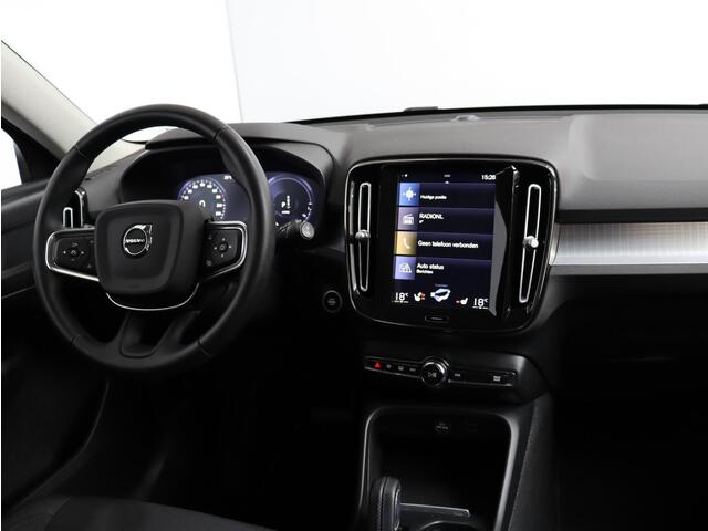 Volvo XC40 T4 Recharge Inscription Expression / Trekhaak / Stoel+stuurwielverwarming / 19" / Parkeersensoren Achter /