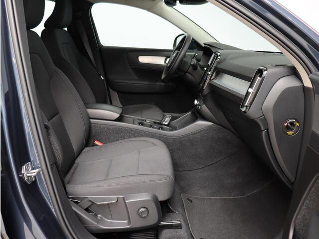 Volvo XC40 T4 Recharge Inscription Expression / Trekhaak / Stoel+stuurwielverwarming / 19" / Parkeersensoren Achter /