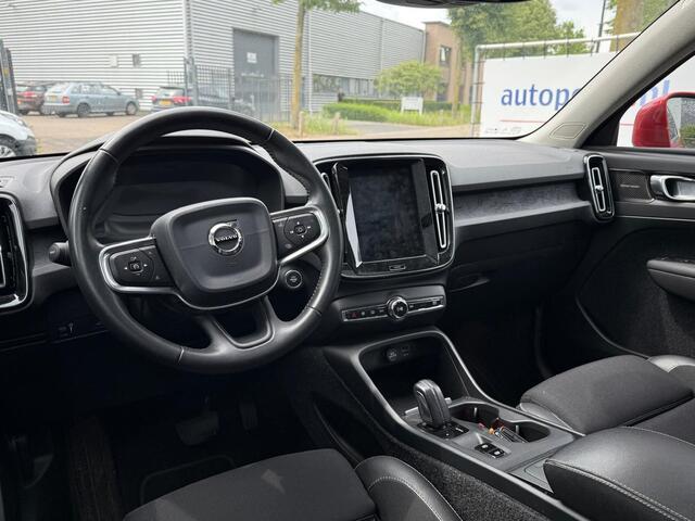 Volvo XC40 2.0 T4 Momentum Pro ZEER COMPLEET/Pano/360/Ad Cruise/El verst stoelen etc. etc.