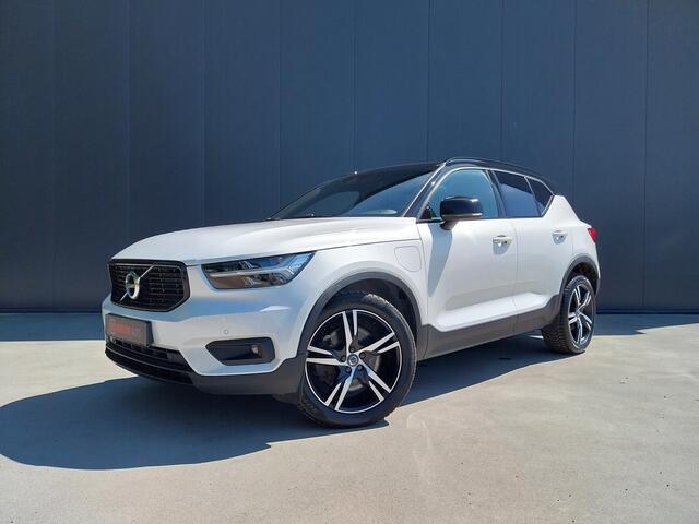 Volvo XC40 1.5 T5 R-Design CAMERA APPLE CARPLAY ALCANTARA LED NAVI CRUISE ECC 19 INCH AFNB TREKHAAK