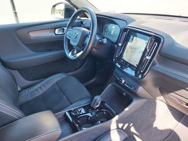 Volvo XC40 1.5 T5 R-Design CAMERA APPLE CARPLAY ALCANTARA LED NAVI CRUISE ECC 19 INCH AFNB TREKHAAK