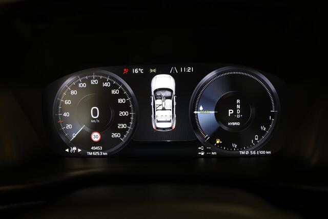 Volvo XC40 1.5 T5 Recharge R-Design | Trekhaak | Schuif-kantel dak | Verwarmbare voorruit