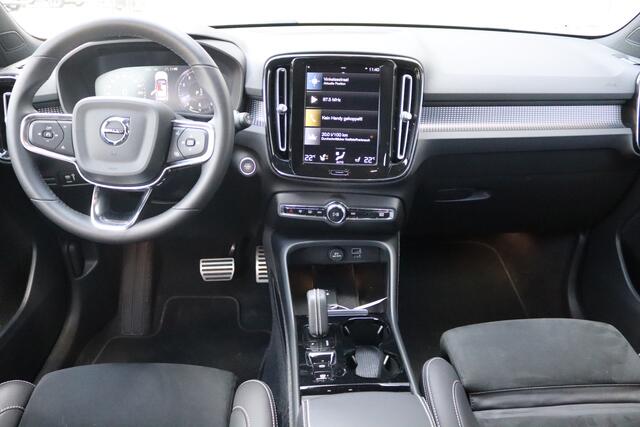 Volvo XC40 2.0 B4 197PK Automaat R-Design Elektr.-trekhaak/Harman-kardon/Full-LED