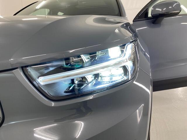 Volvo XC40 1.5 T2 Business Pro | Blis | Adaptieve cruise controle | Panorama dak | Zitting verlengers |