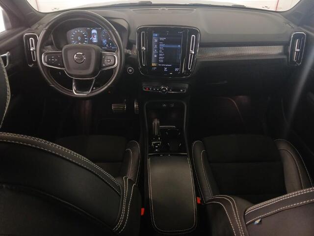 Volvo XC40 2.0 B4 R-Design | Trekhaak | 2100KG Trekgewicht | Blis | Adaptieve cruise controle | Keyless | reservewiel |