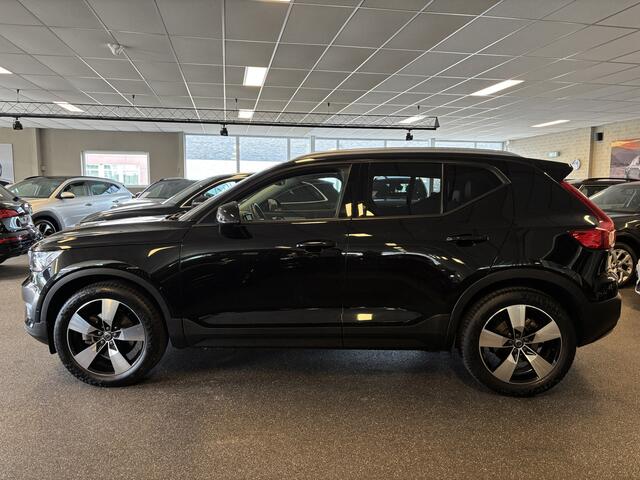 Volvo XC40 2.0 T5 AWD Intro Edition - BOMVOL - Leer / Panoramadak / Stuur- en stoelverwarming / Blis / Dab+ / Apple Carplay - Elek Trekhaak -