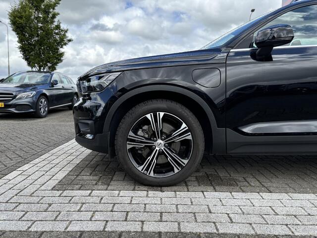 Volvo XC40 T5 Plug-in Hybrid Inscription | Keyless Entry | Blond Leder | Apple Carplay | Elektrische achterklep