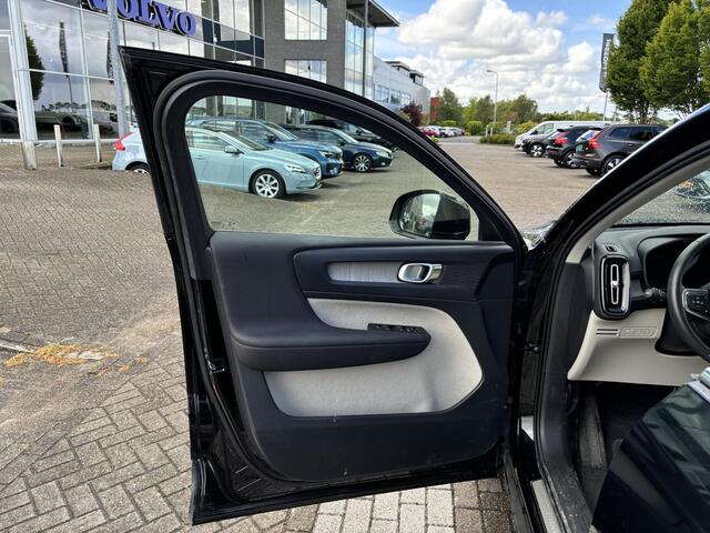 Volvo XC40 T5 Plug-in Hybrid Inscription | Keyless Entry | Blond Leder | Apple Carplay | Elektrische achterklep