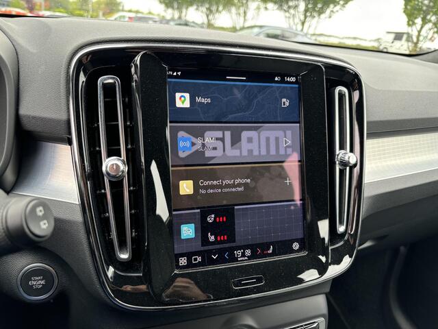 Volvo XC40 2.0 B4 Plus Dark | Harman/Kardon | Memorystoelen | Trekhaak | Stoel- & Stuurverwarming | Keyless Entry |