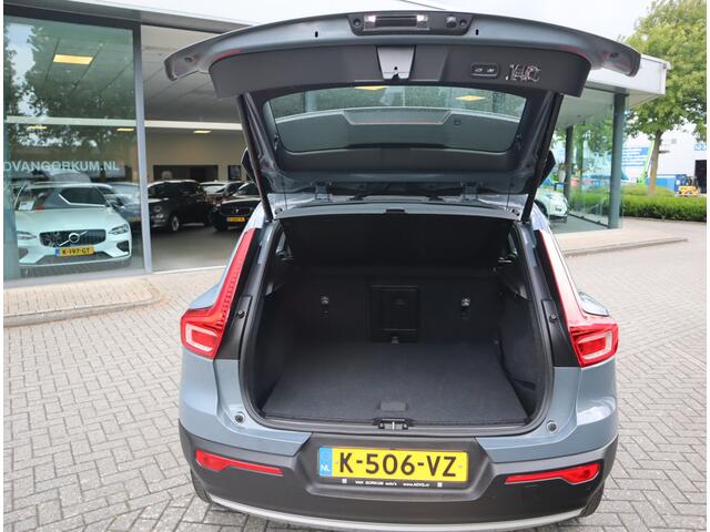 Volvo XC40 1.5 T5 Recharge Business Pro / Trekhaak / NL Auto
