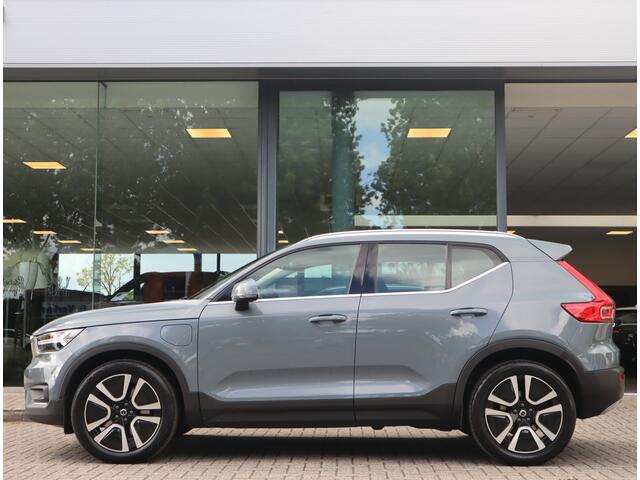 Volvo XC40 1.5 T5 Recharge Business Pro / Trekhaak / NL Auto