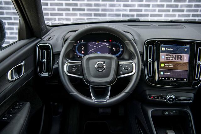 Volvo XC40 Single Motor Extended Range Plus 82 kWh Verwarmbare voorstoelen | Verwarmbaar stuurwiel | Warmtepomp | Adaptieve cruisecontrol | BLIS