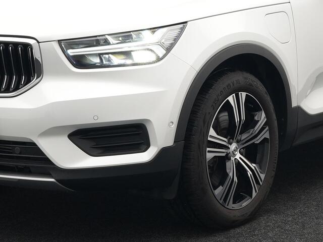 Volvo XC40 T4 Recharge Inscription Plug In Hybrid 211pk PHEV | Adaptive Cruise | Lederen Sportstoelen Memory | 360 Camera | Apple Carplay | Stuurverwarming | 18"L.M | DAB |