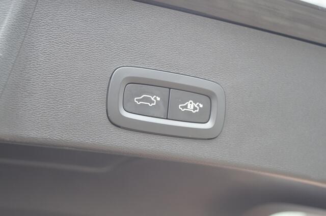 Volvo XC40 1.5 T2 | AUT - CAMERA - NAVI