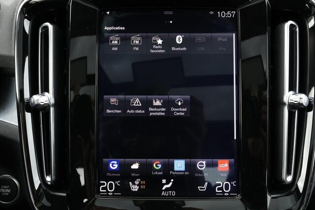Volvo XC40 T4 Momentum - Panorama/schuifdak - Parkeercamera achter - Verwarmde voorstoelen, stuur & achterbank - Parkeersensoren voor & achter - Elektr. bedienb. voorstoelen met geheugen links - Cruise control - Standkachel - 19' LMV