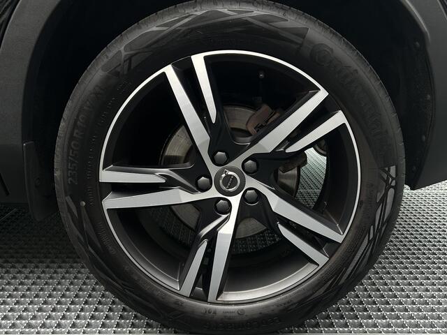 Volvo XC40 1.5 T5 Recharge R-Design PHEV, Automaat, Panoramadak, Leder/nubuck, Stoelverwarming, Stuurverwarming, Harman Kardon audio, Exterior styling kit, Extra getint glas vanaf B-stijl