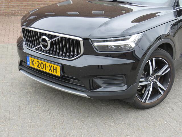 Volvo XC40 1.5 T4 156Kw Recharge Inscription Expression * Rijklaarprijs incl. garantie * Trekhaak afn. * Privacy glas * Navi * PDC * Carplay Android
