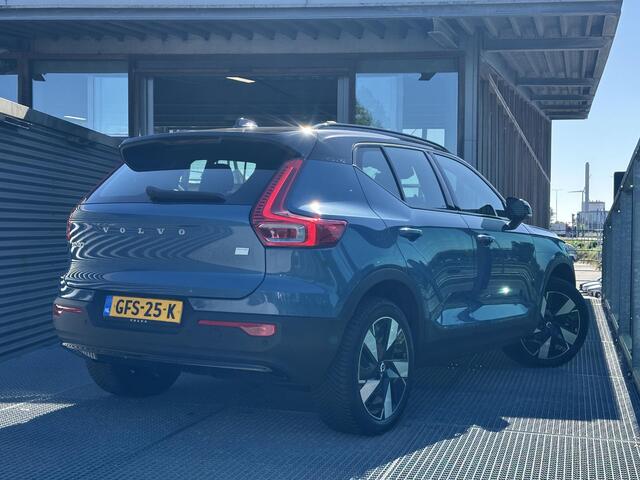 Volvo XC40 Single Motor Extended Range Plus 82 kWh / Trekhaak / Camera achter / Verwarmde stoelen / Long Range / Carplay /