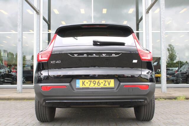 Volvo XC40 T4 Recharge R-Design Expression | Trekhaak | Camera | PDC voor + Achter | Adapt. Cruise
