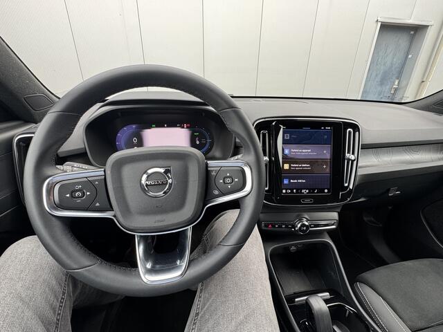 Volvo XC40 Single Motor Extended Range Plus 82 kWh Getint glas | Trekhaak
