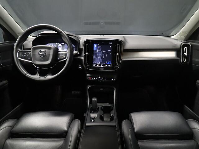 Volvo XC40 1.5 T5 Recharge R-Design Expression [TREKHAAK UITKLAPBAAR, MEMORY SEATS, CAMERA, STUURWIEL VERWARMD, STOELVERWARMING, ELEK. KOFFERKLEP, NIEUWSTAAT]