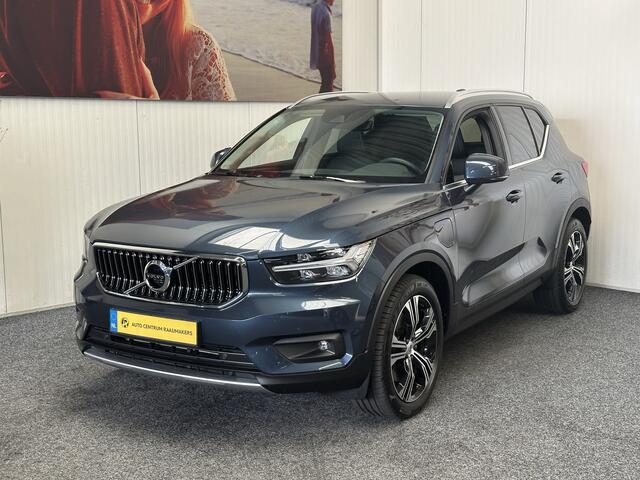 Volvo XC40 1.5 T4 RECHARGE INSCRIPTION FACELIFT ! ELEK. TREKHAAK NAVIGATIE CRUISE CONTROL CLIMATE CONTROL APPLE CARPLAY/ANDROID RIJSTROOKSENSOREN ACHTERUITRIJCAMERA ZEER MOOI !! 3010