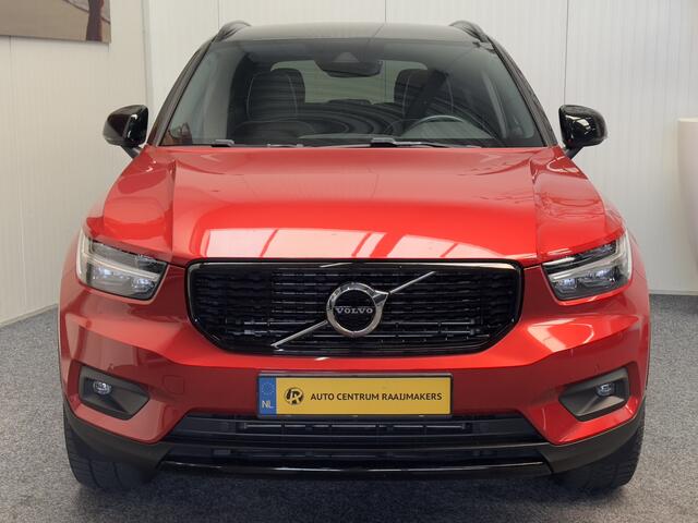 Volvo XC40 1.5 T4 RECHARGE R-DESIGN ELEK.TREKHAAK NAVIGATIE CRUISE CONTROL CLIMATE CONTROL APPLE CARPLAY/ANDROID RIJSTROOKSENSOREN DODEHOEKSENSOREN ACHTERUITRIJCAMERA ZEER MOOI !! 3010
