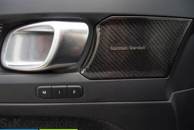 Volvo XC40 1.5 T5 Recharge R-Design Pano HarmanSound