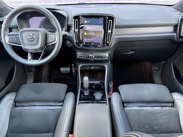 Volvo XC40 Recharge P8 AWD R-Design Adaptieve cruise control | Blis | Elektrisch/panorama dak | Harman&kardon audio | Stoel en stuur verwarming | 360gr Camera |