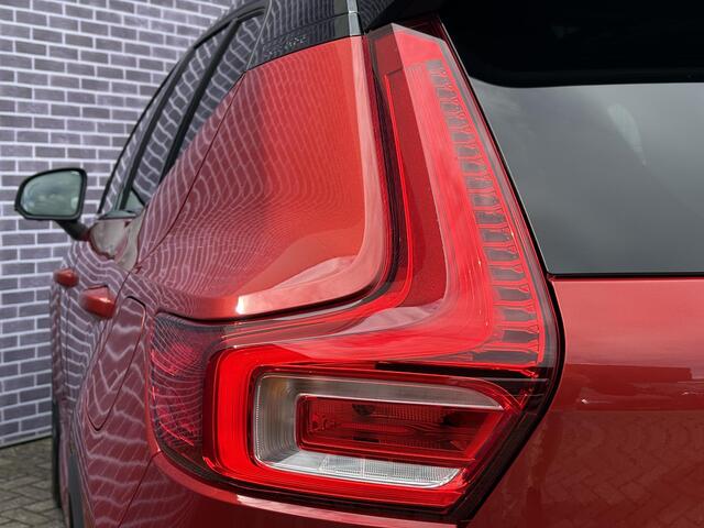 Volvo XC40 Recharge P8 AWD R-Design Adaptieve cruise control | Blis | Elektrisch/panorama dak | Harman&kardon audio | Stoel en stuur verwarming | 360gr Camera |
