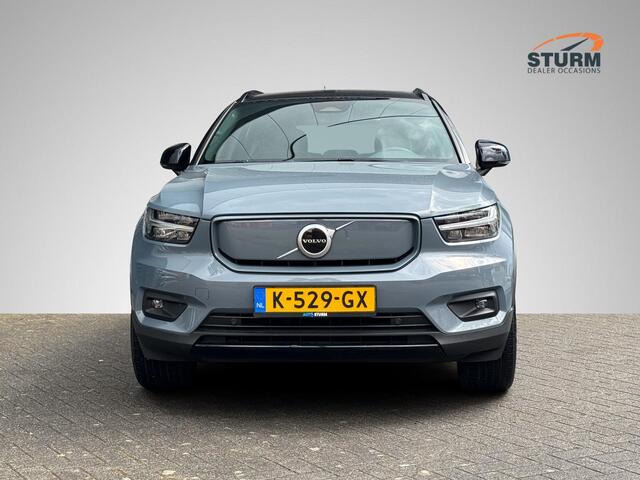 Volvo XC40 Recharge P8 AWD R-Design 408pk | Trekhaak Uitklapbaar | Navigatie | Apple Carplay/Android Auto | Stuur- + Stoelverwarming | Adapt. Cruise Control | Rijklaarprijs!