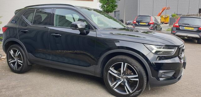 Volvo XC40 1.5 T3 INSCRIPTION