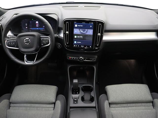 Volvo XC40 B4 211pk Core / Adapt. Cruise / BLIS / Mistlampen / El. Trekhaak / Stoel + Stuurw. Verwarming / 18'' + All Season Banden / Keyless / El. Achterklep / PDC + Camera /