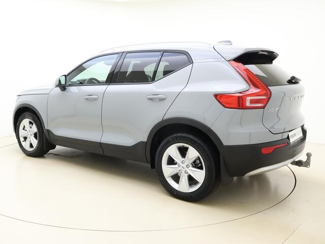 Volvo XC40 B4 211pk Core / Adapt. Cruise / BLIS / Mistlampen / El. Trekhaak / Stoel + Stuurw. Verwarming / 18'' + All Season Banden / Keyless / El. Achterklep / PDC + Camera /