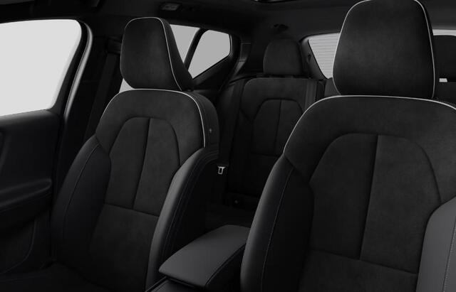 Volvo XC40 2.0 B4 Plus Black Edition | Lounge Pack | Panoramadak | Nubuck Interieur | 360 Camera | Verwarmbare Vorruit |