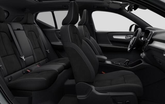 Volvo XC40 2.0 B4 Plus Black Edition | Lounge Pack | Panoramadak | Nubuck Interieur | 360 Camera | Verwarmbare Vorruit |