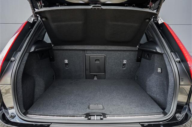 Volvo XC40 1.5 T5 Recharge Ultimate Bright Pano Leder H/K Memory Seats