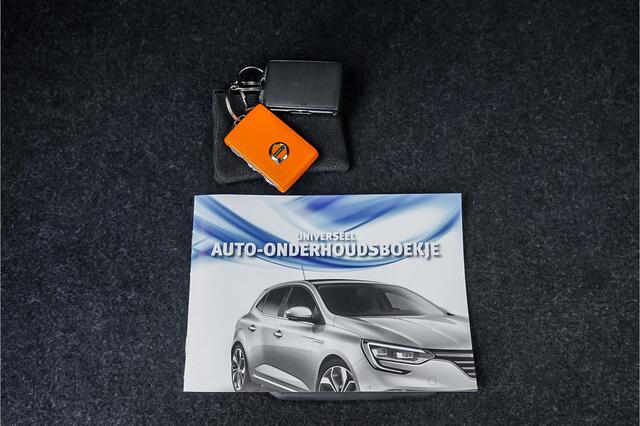 Volvo XC40 1.5 T5 Recharge Ultimate Bright Pano Leder H/K Memory Seats