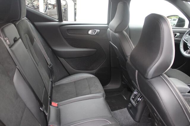 Volvo XC40 T4 211PK AUT7 Recharge R-Design | Adaptive Cruise & Pilot Assist | Park Assist voor+achter & Camera | Stoel & Stuurverwarming | Elektr. Achterklep | Semi Elektr. Trekhaak | Microtech-Nubuck Bekleding |