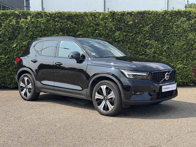 Volvo XC40 T5 Plug-in hybrid Ultimate Dark | Trekhaak | Pilot Assist | All-Season | H&K Audio | Camera
