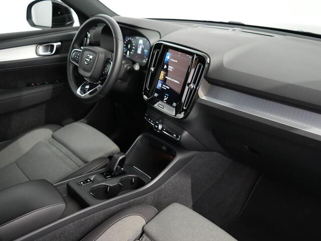 Volvo XC40 1.5 T4 Plug-in hybrid Core Bright | Camera | 211 PK