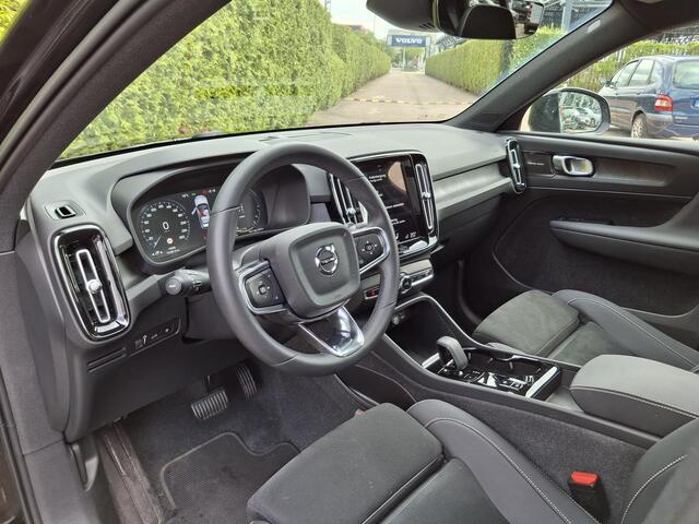 Volvo XC40 1.5 T5 Plug-in hybrid Ultimate Dark | Panoramadak | Harman/Kardon | Trekhaak |