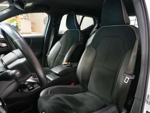 Volvo XC40 Recharge P8 AWD R-Design