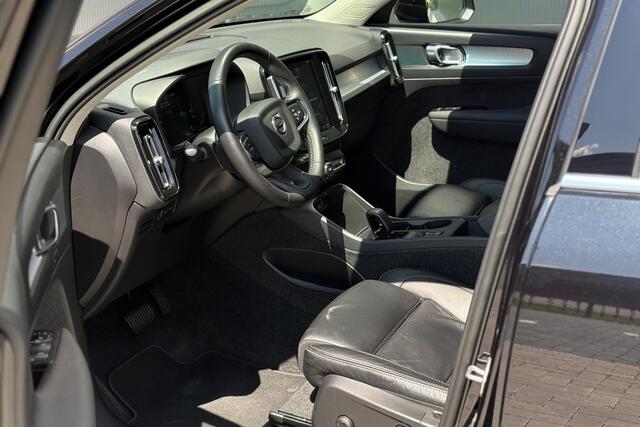 Volvo XC40 1.5 T4 Recharge Inscription - Memory - Trekhaak - Stoel/stuurverwarming - Navi - Leer - Camera - Rijklaar