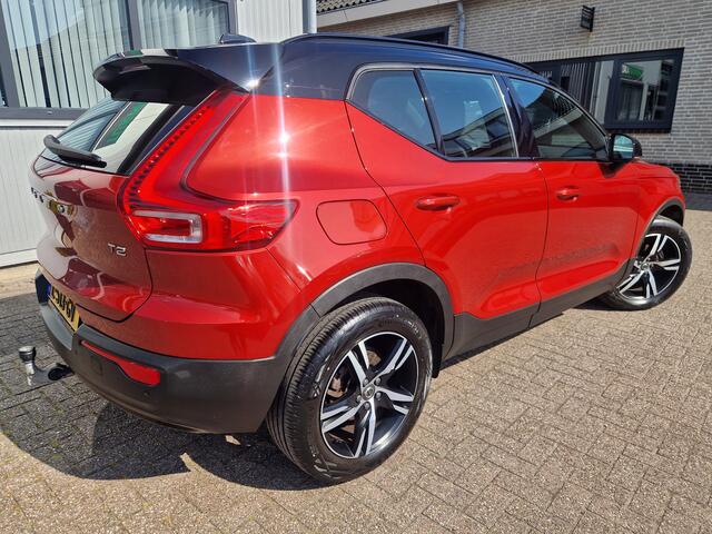 Volvo XC40 1.5 T2 R-Design LOUNGE PACK Pano | 360 Cam | Climate pack