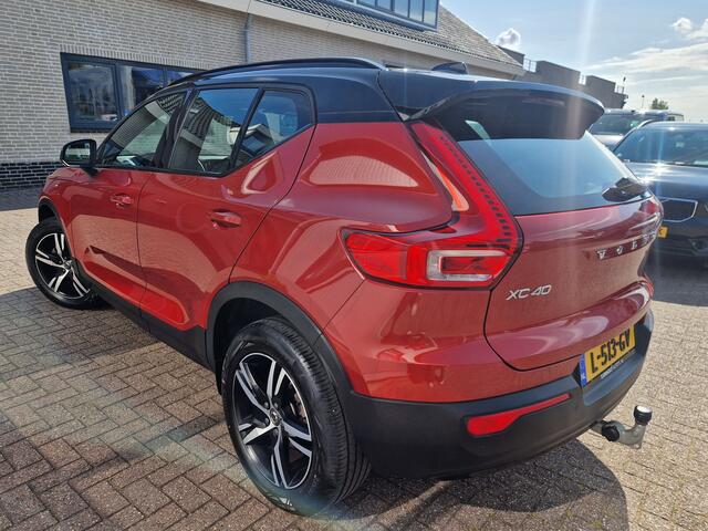 Volvo XC40 1.5 T2 R-Design LOUNGE PACK Pano | 360 Cam | Climate pack